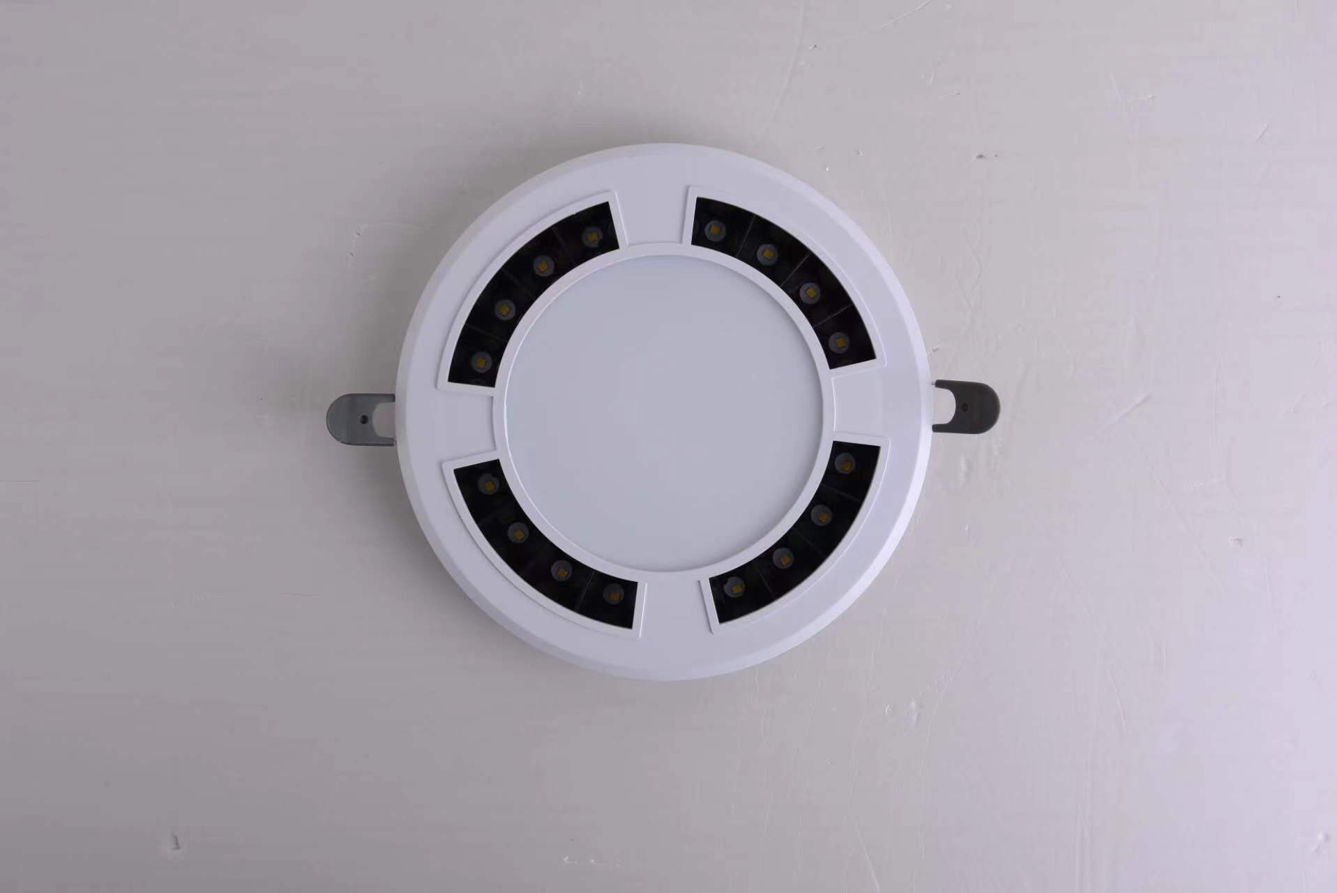 Zhongshan Chixiong Lighting Technology Co.,Ltd. – tubo fluorescente 2