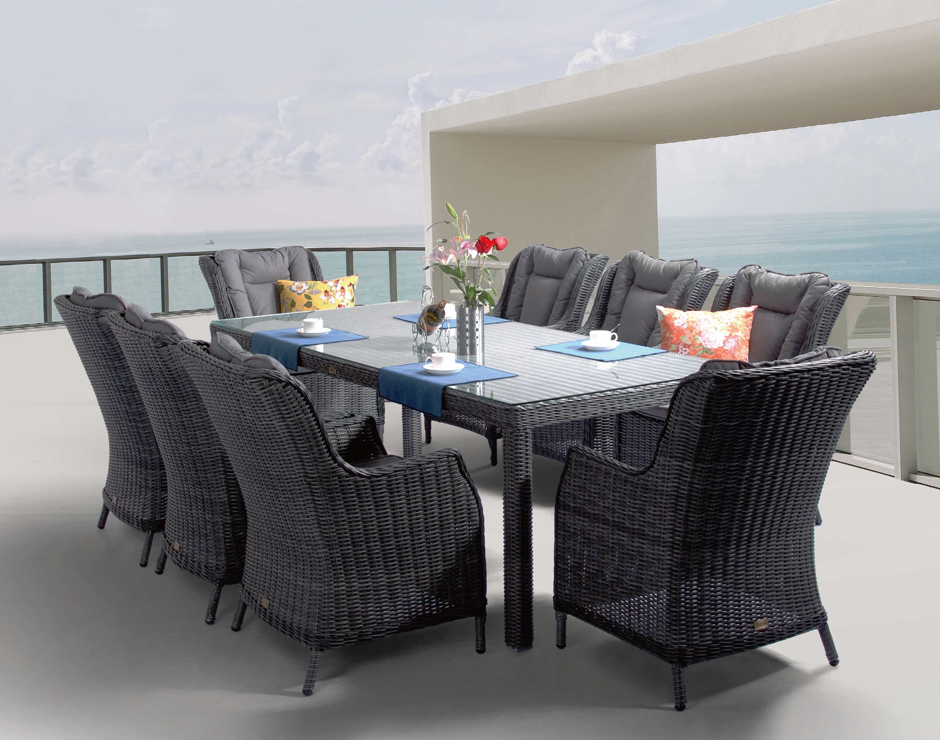 RattenFurniture DiningTable