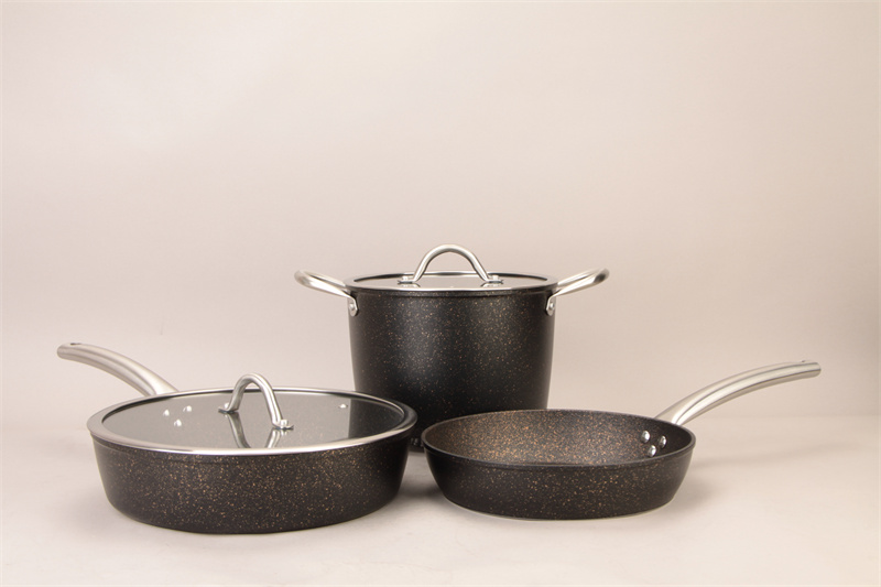 forged aluminum nonstick cookware set