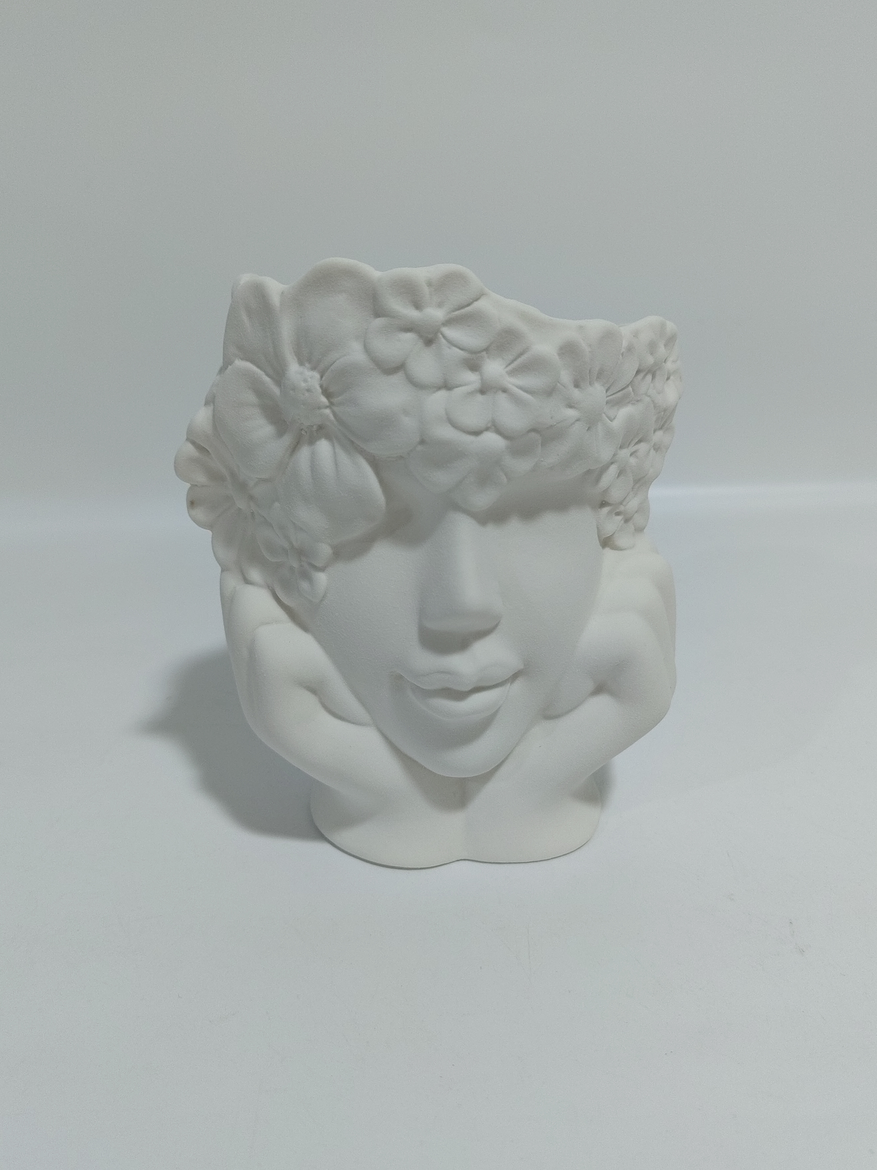 ceramic home decoration