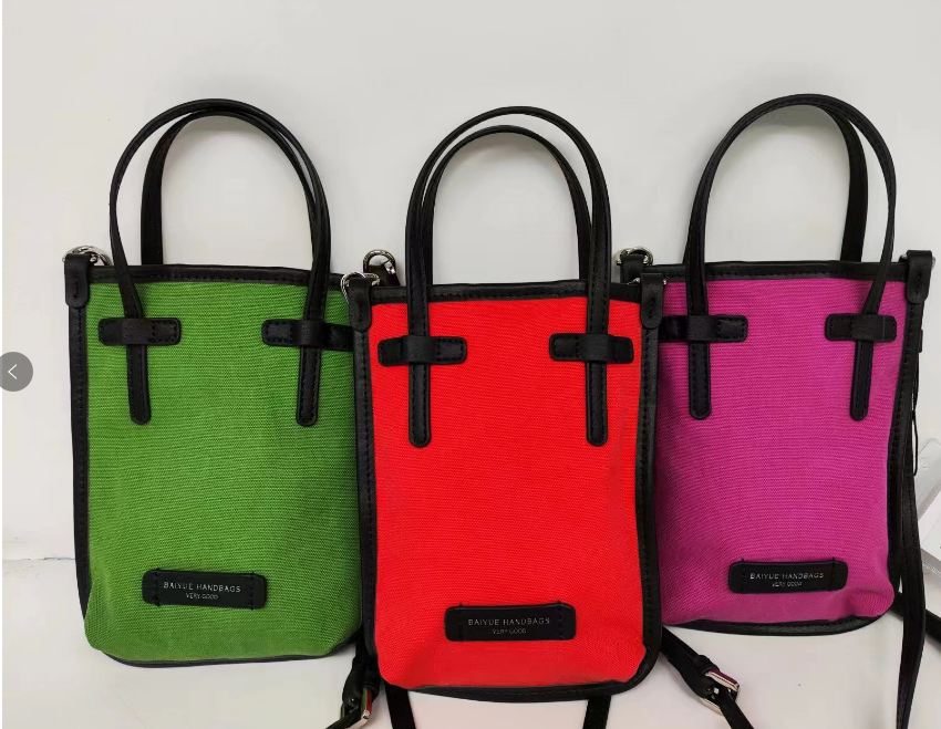 GUANGZHOU BAI YUE LEATHER PRODUCTS CO.,LTD – zapatos de tacón 2