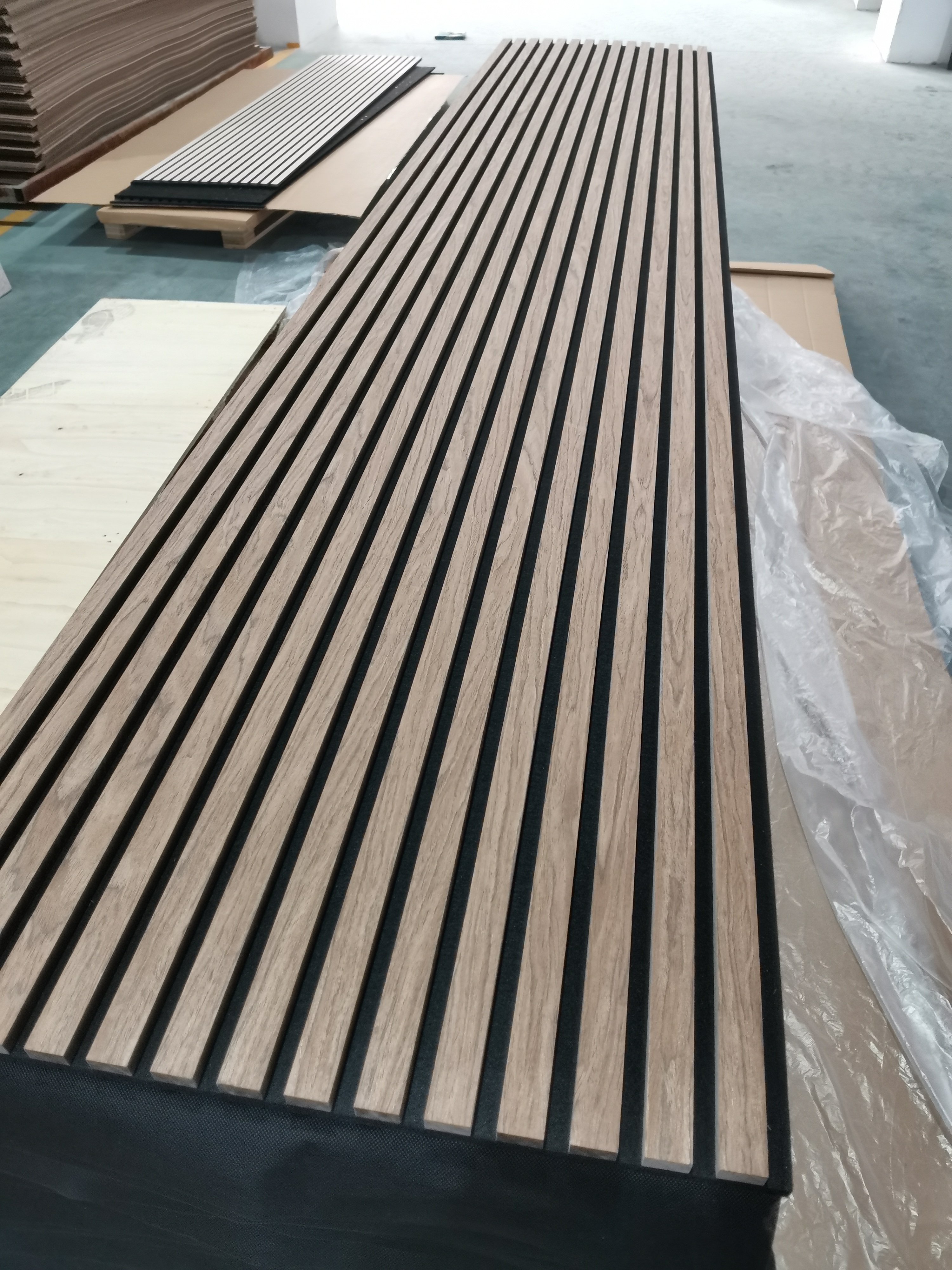 Natural Veneer Oak Acoustic Board Slat Wooden Wool Slatted Decorative Acoustic Wood Wall