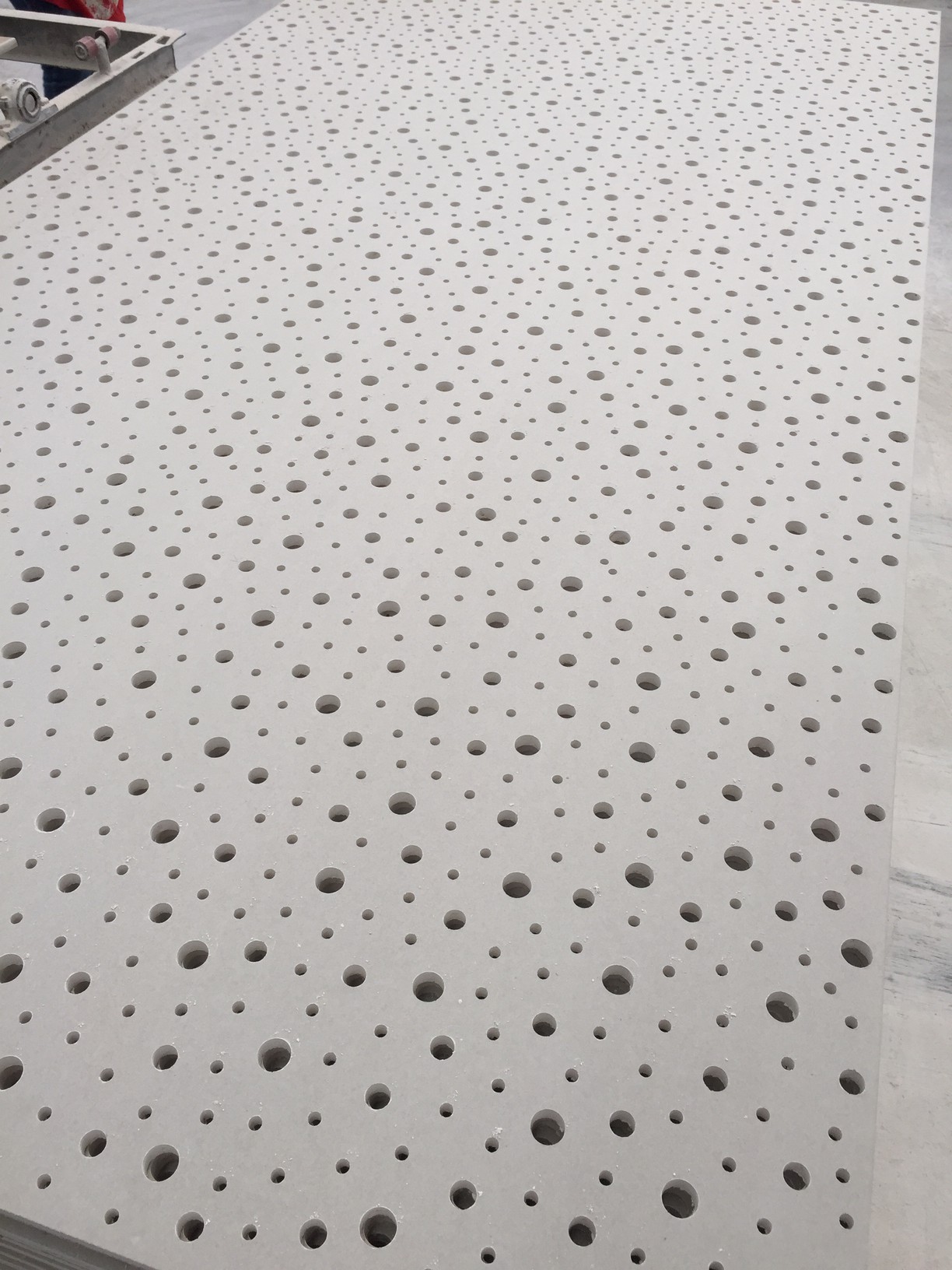 WELLYOUNG Perforated gypsum board