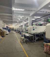 Yude (Shantou) Plastic Industrial Co., Ltd. – clothing racks 3