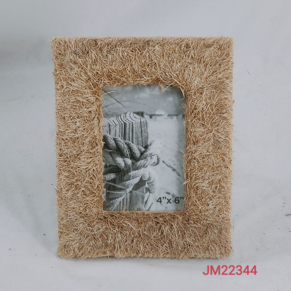 wooden decor items, wooden photoframe, woving photoframe, photo frame, photoframes, home decor