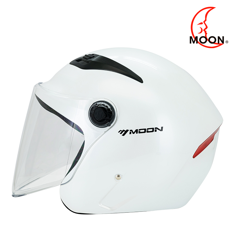 Zhao Qing Bo Han Sports Company Ltd – Helmet 1