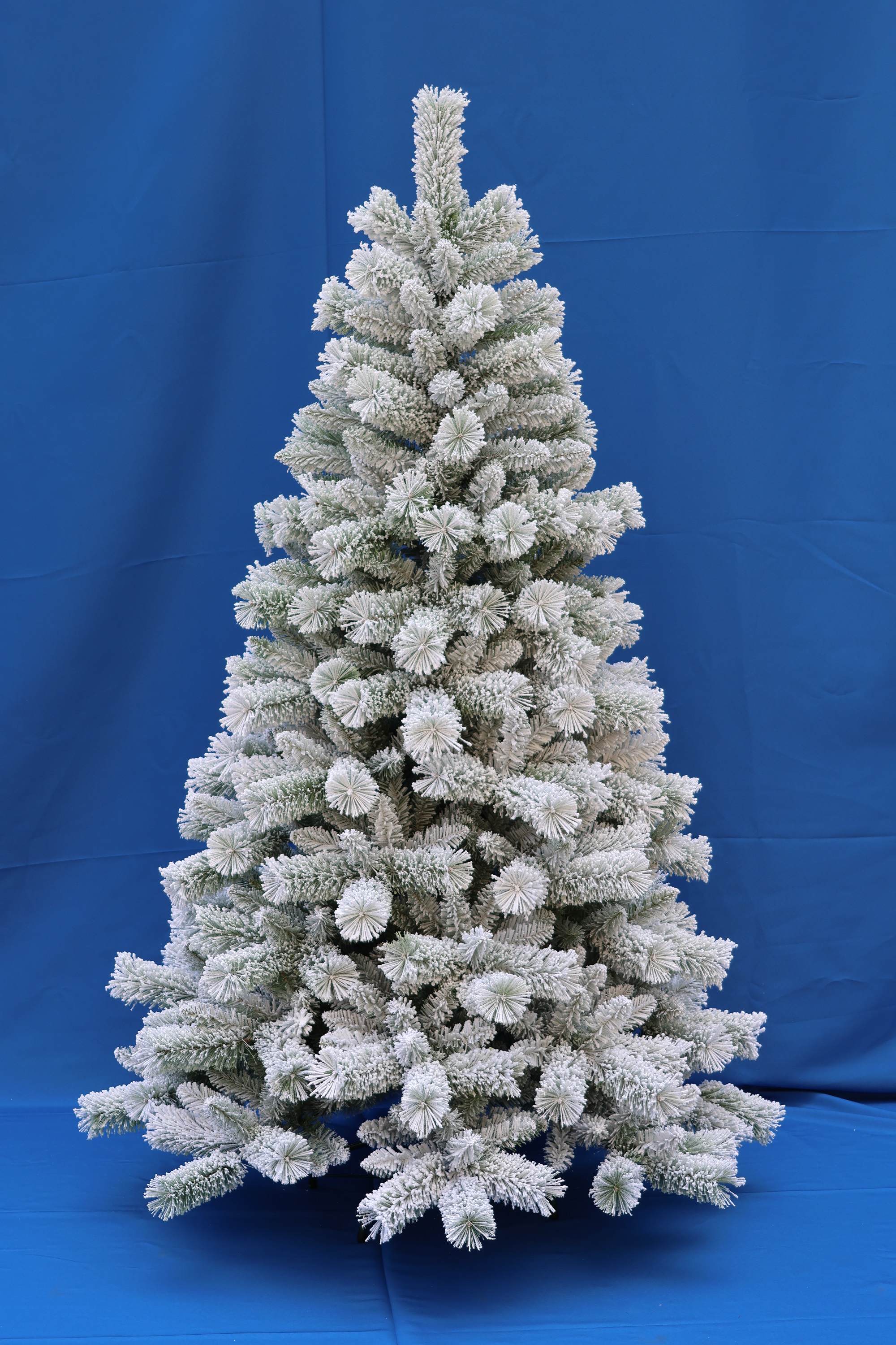 Flocked PVC Pine Needle Christmas Tree
