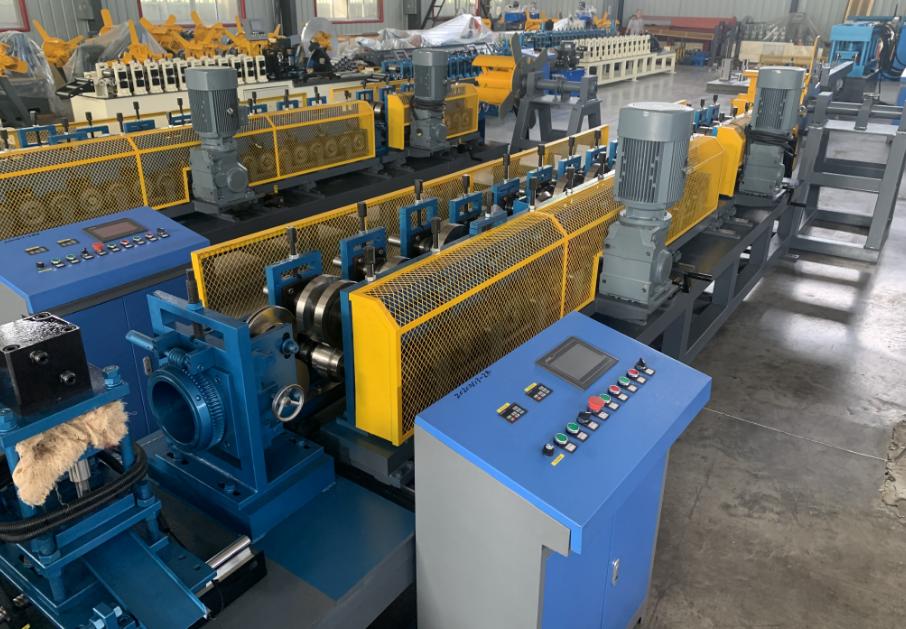 Steel keel roll forming machine