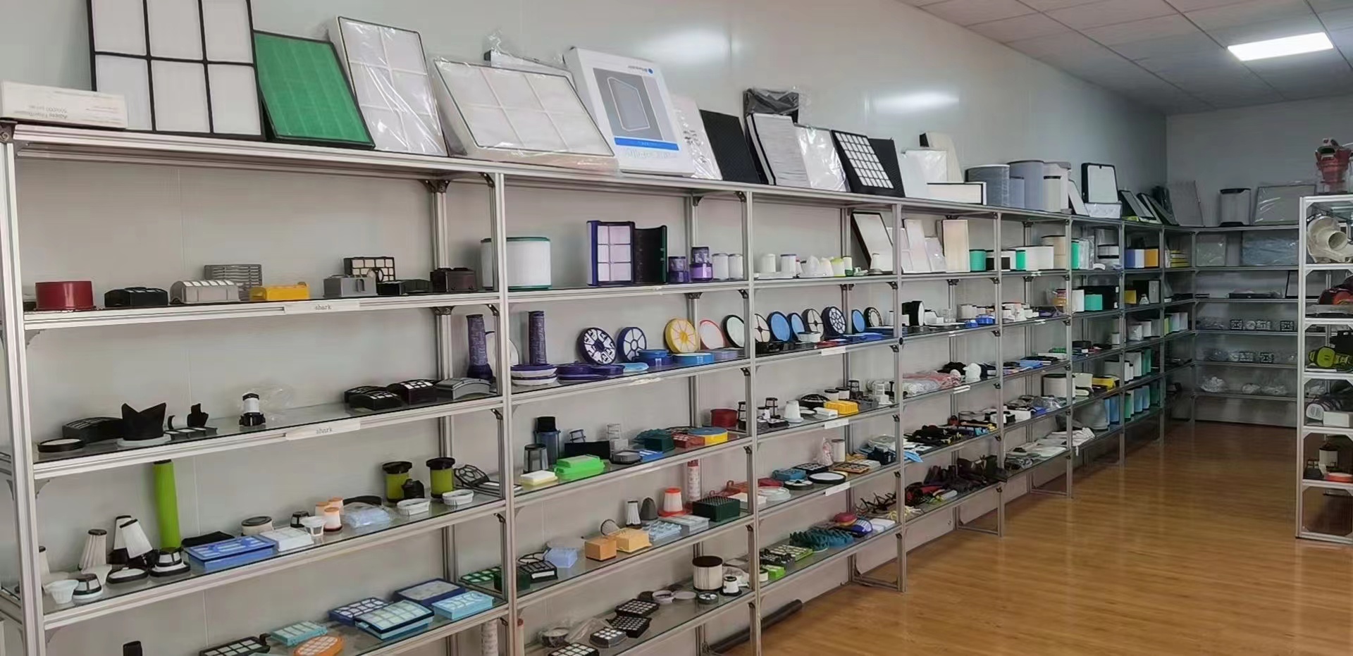 Suzhou Puwote Purification Equipment Co., Ltd. – Smart vacuum cleaners 1