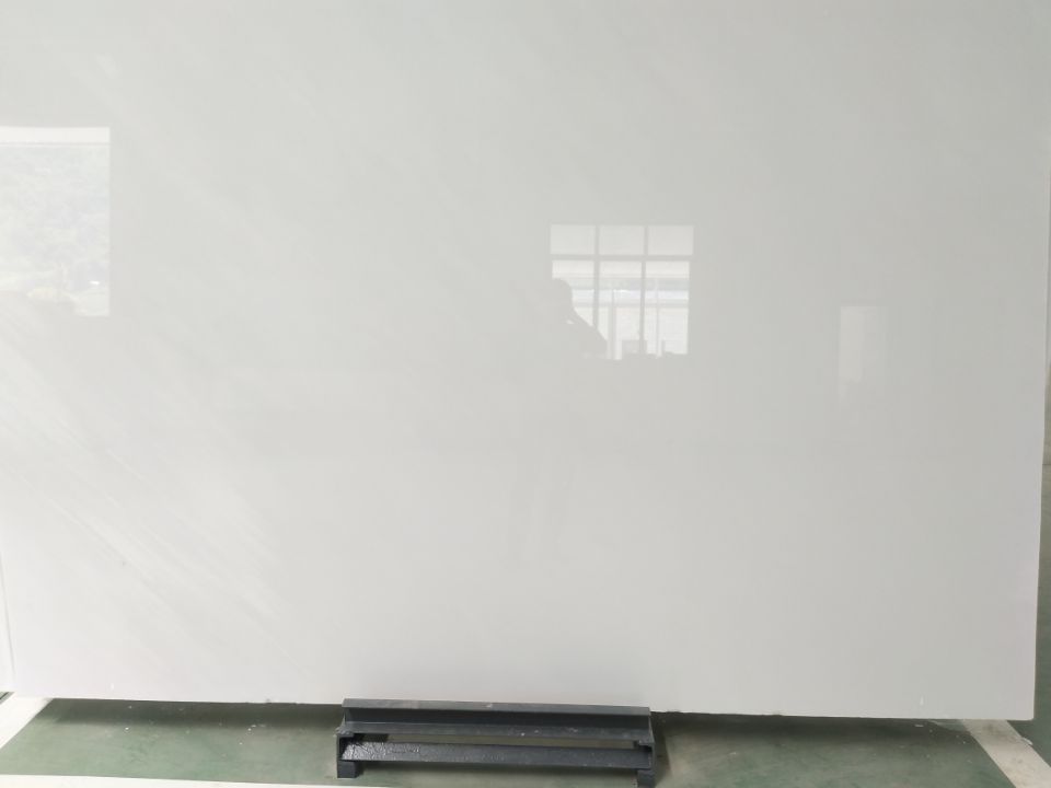 Natural Stone Chinese Natural Royal White/Pure White Marble for Flooringtiles and Wall Tiles
