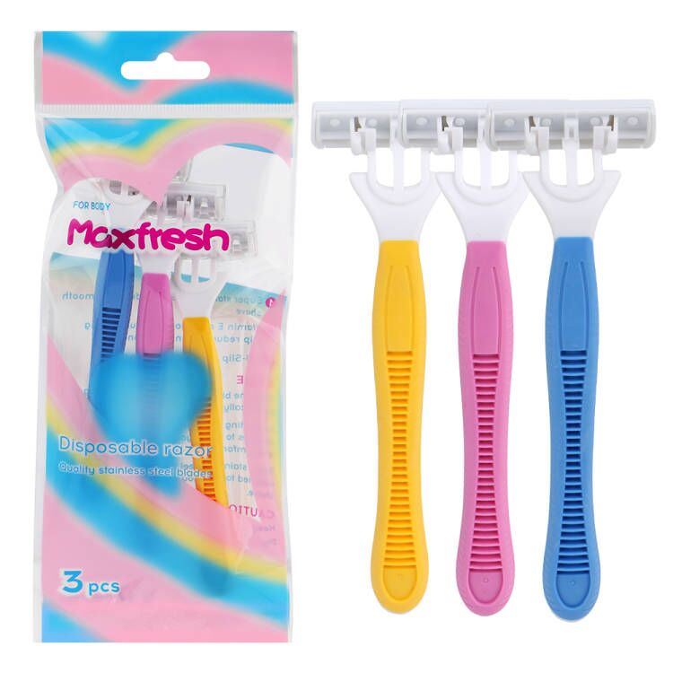 Disposable razor, shaving razor, triple blade disposable razor