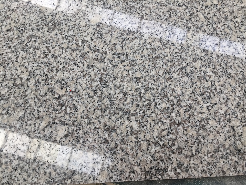 China Polished Flamed Beta Grey Granite Tiles Pavings Cubes Kerbstone for Road Walkway