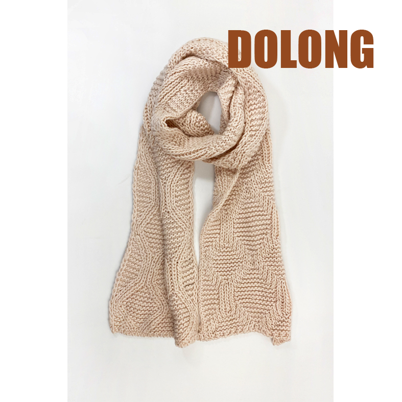 Knitted scarf