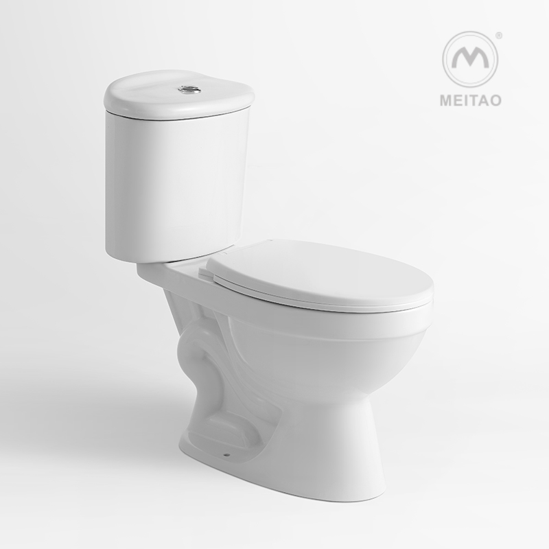 Siphonic two piece toilet