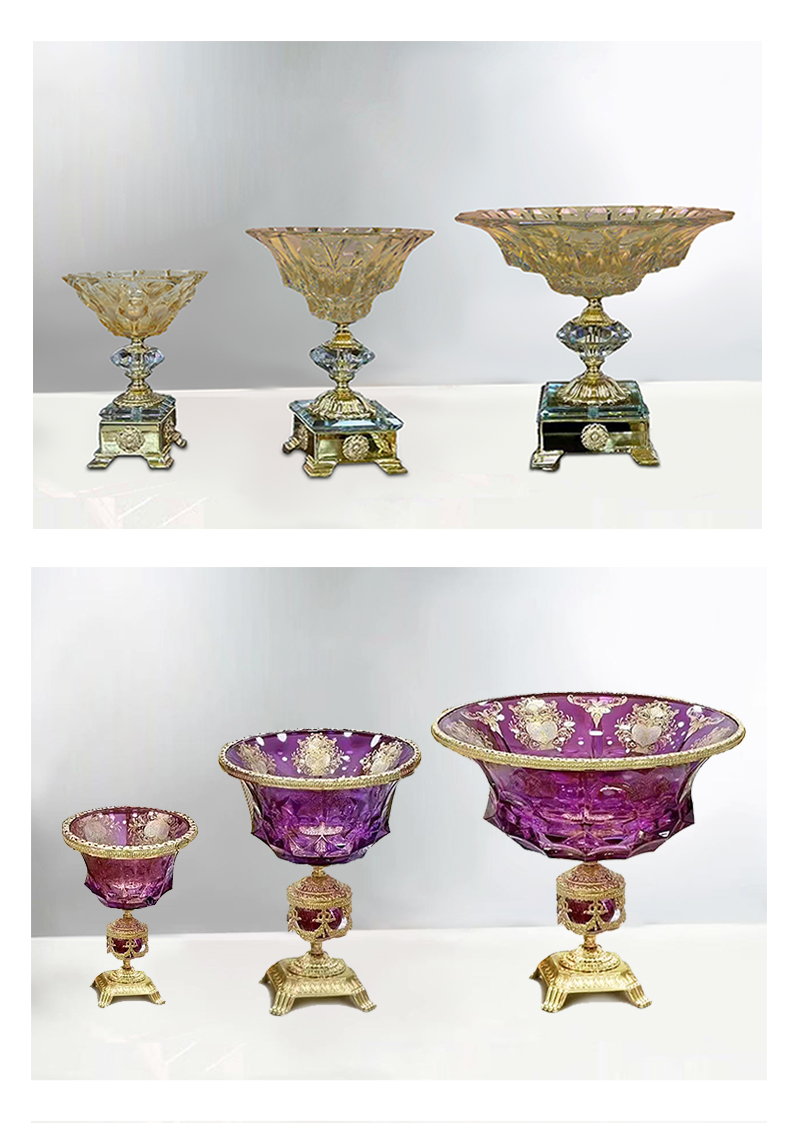 Dinner table glassware