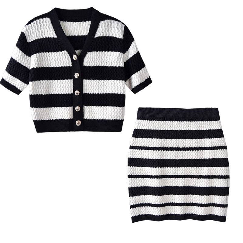 JIAXING LEADOWN FASHION CO.,LTD – Men's knitted sweater 4