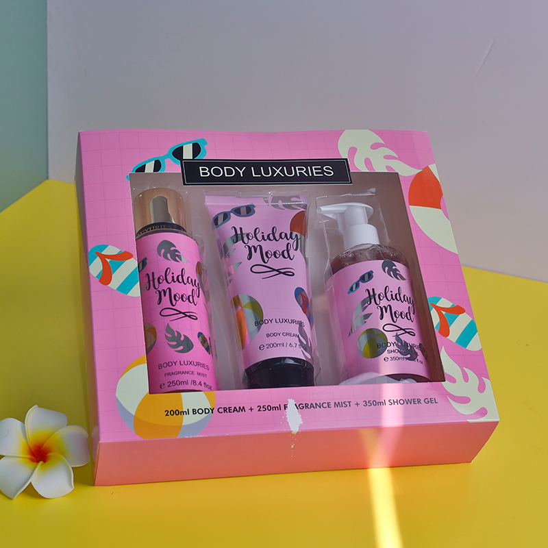 Fine fragrance mist+ body wash+body cream gift set