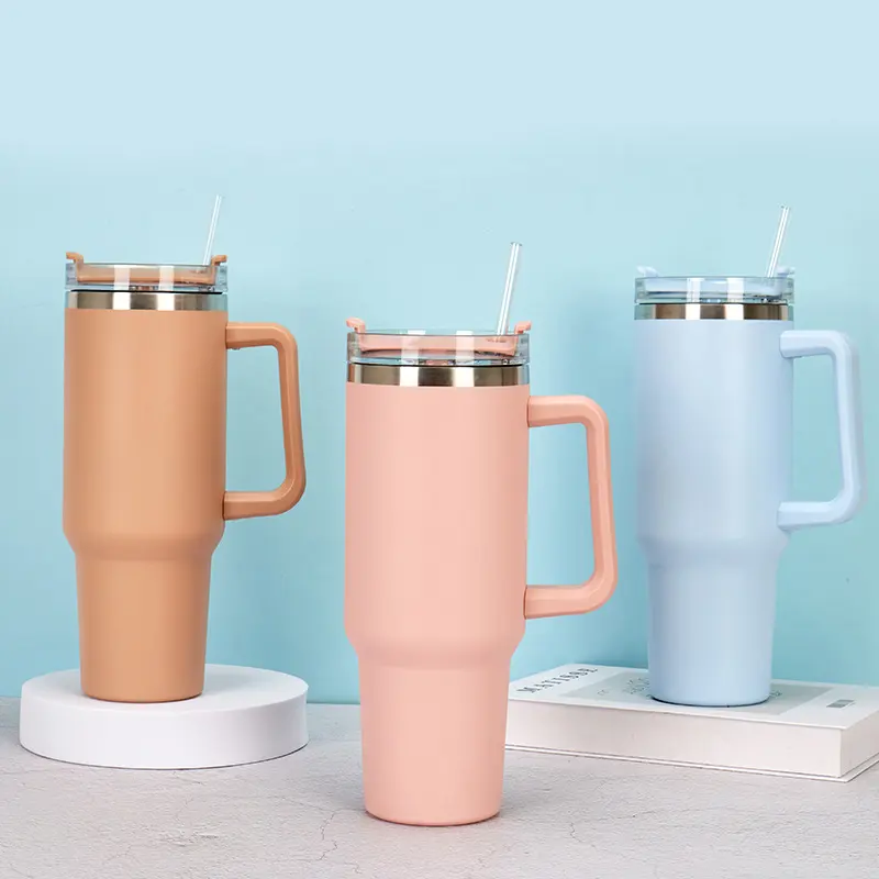 Car Cup Insulation and Cold stainless steel Beer cup Portable water cup