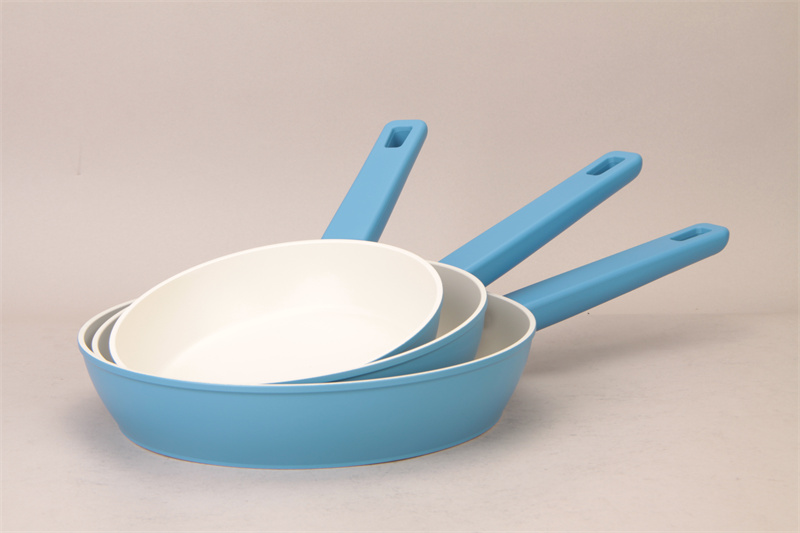Pressed aluminum deep frying pan