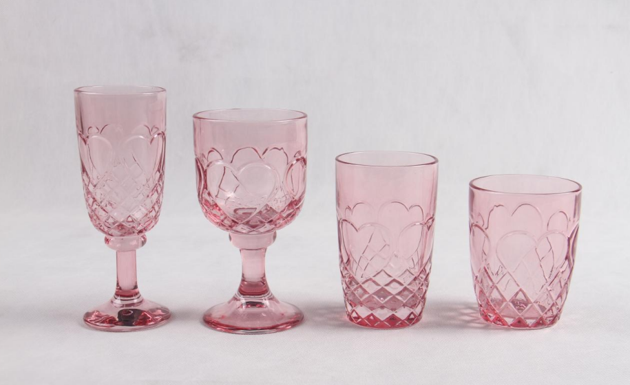 Heart pattern drinking ware