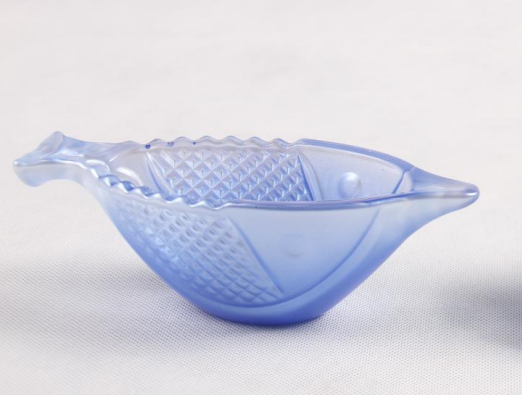 Fish shape bowl