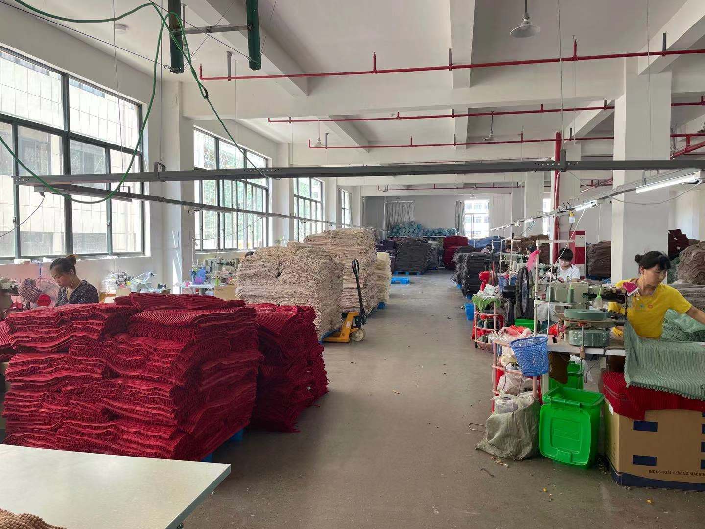 Jinhua Tiansong Home Furnishings Co., Ltd. – Chenille floor mats 1