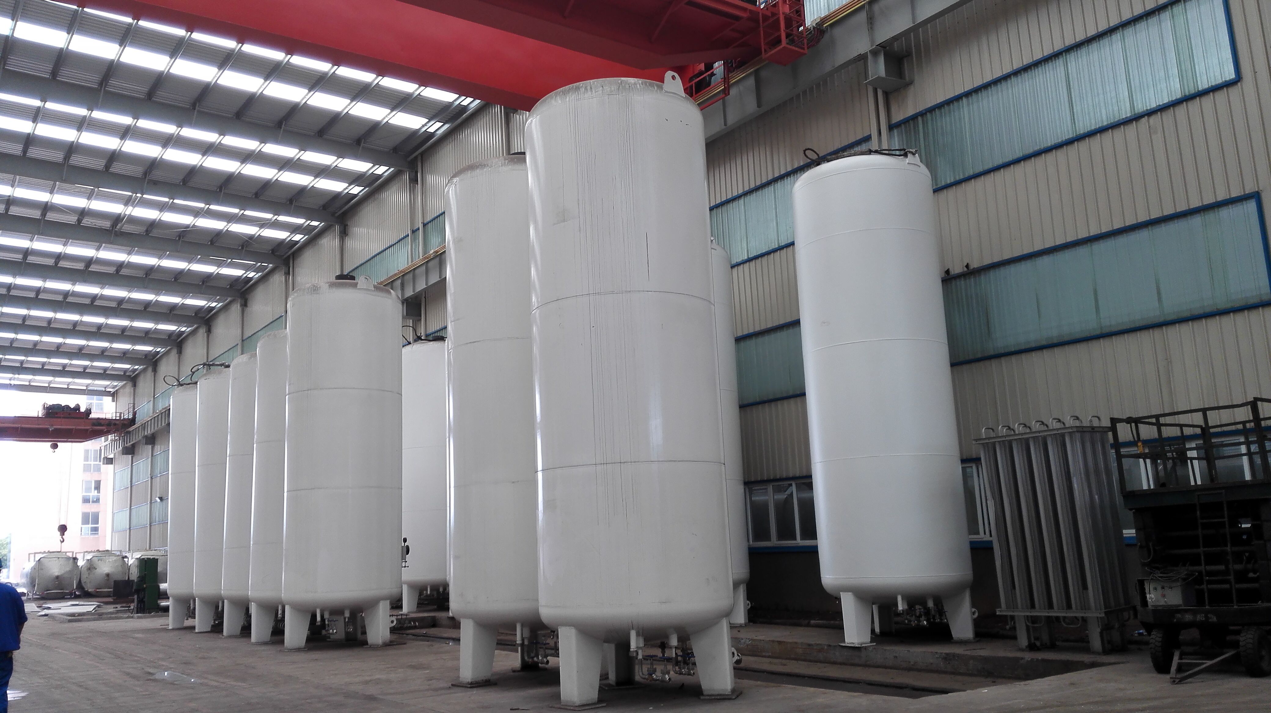 cryogenic storage tank, storage tank for liquid oxygen, nitrogen, argon, vertical storage tank