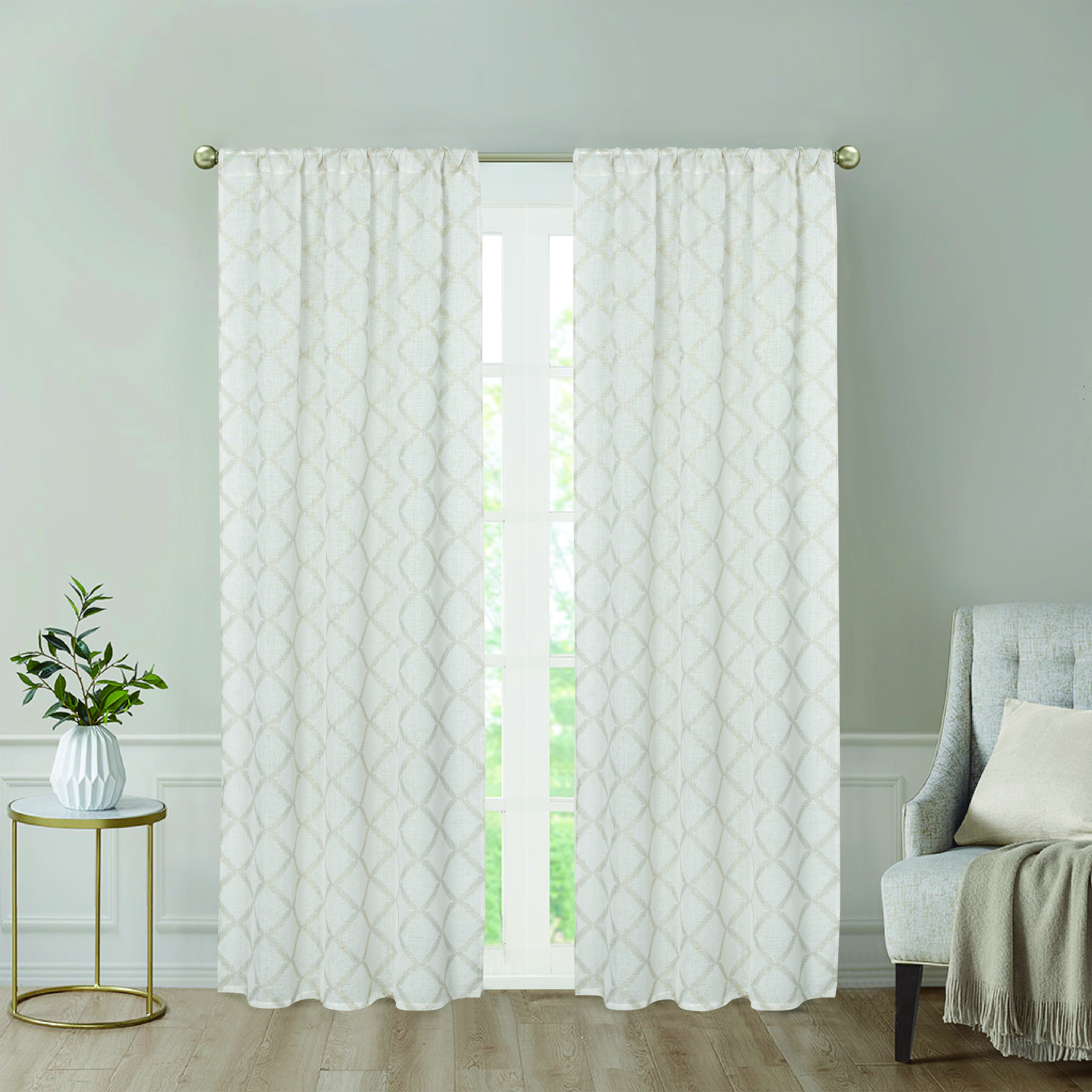 Curtain