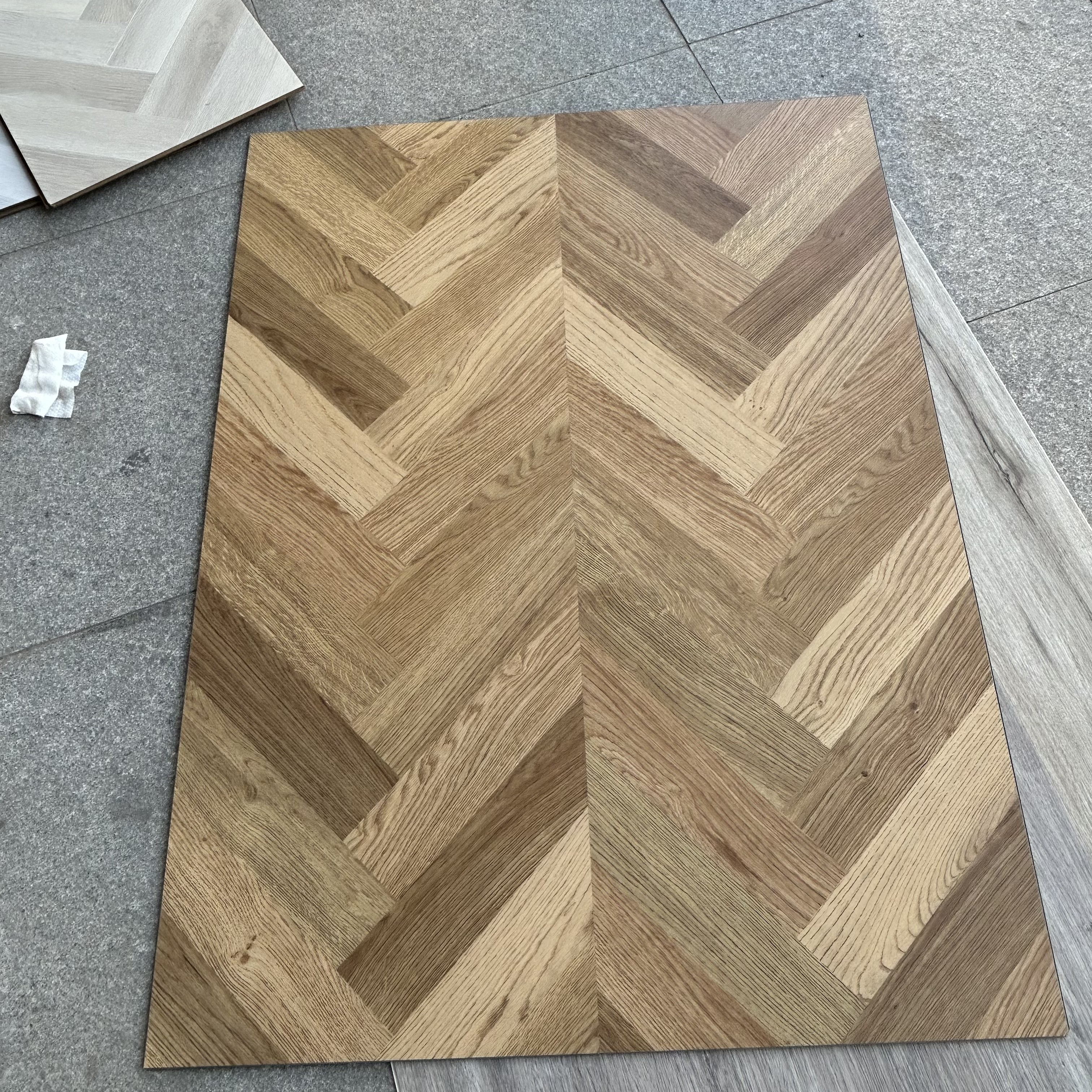 Fishbone Parquet Spc Ixpe Vinyl Flooring Waterproof Spc Vinyl Flooring 5mm