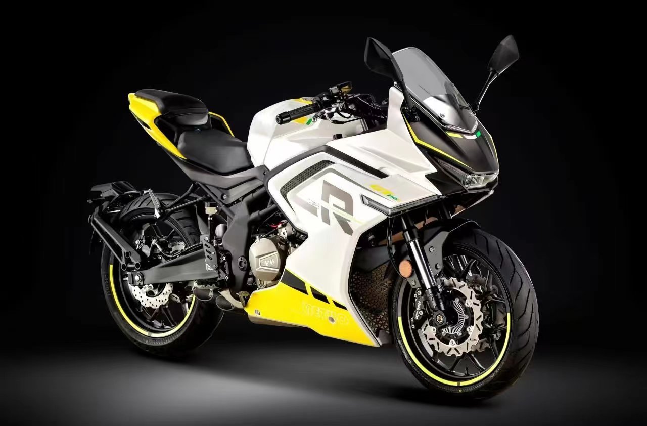 Motorcycle sports car
