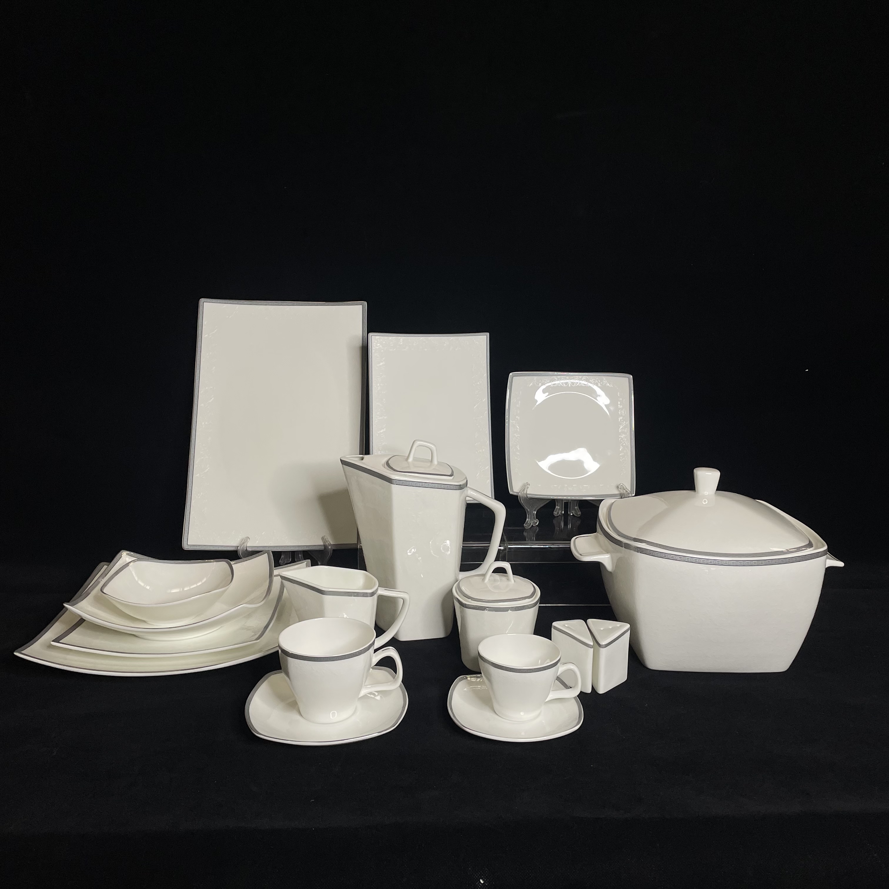 Fine bone china with decal