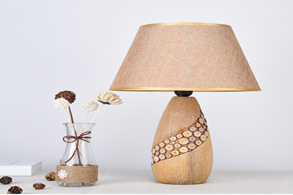 Art desk lamp