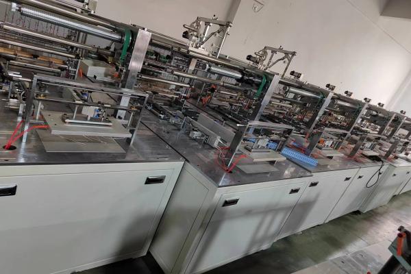 Fully automatic box packing machine