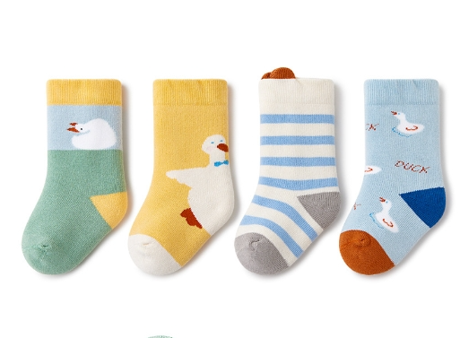 Half edge plush baby socks
