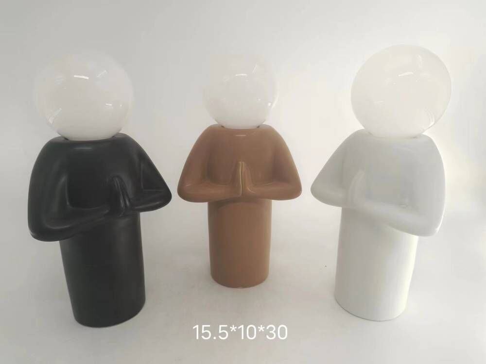 Ceramic creative decoration