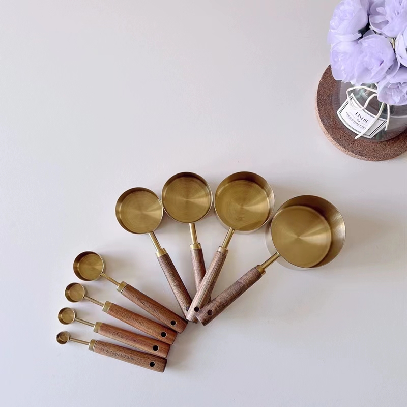 Measuring Spoon 8p
