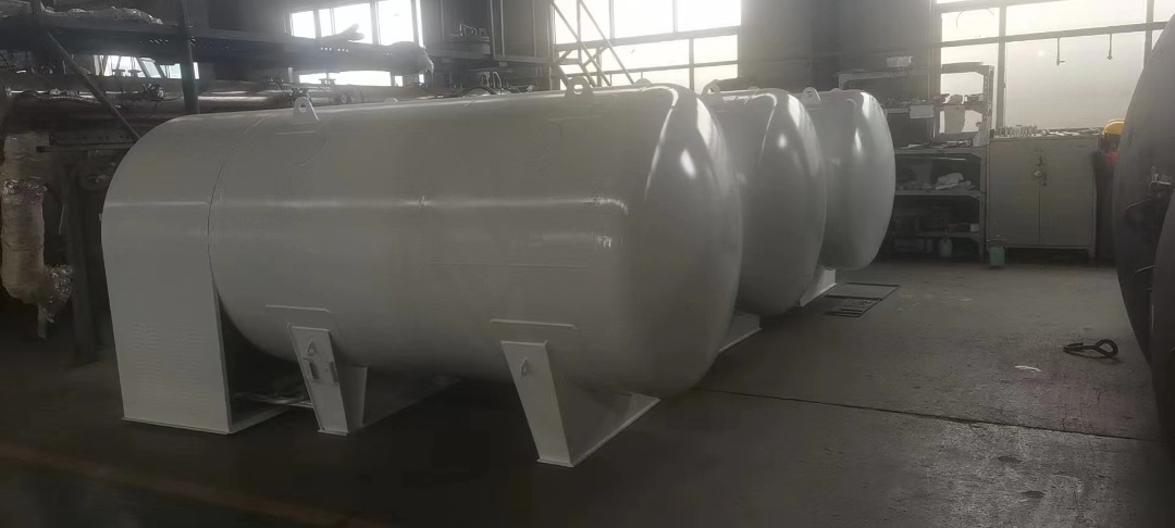 3M3 Horizontal storage tank for LOX, LIN. LAR