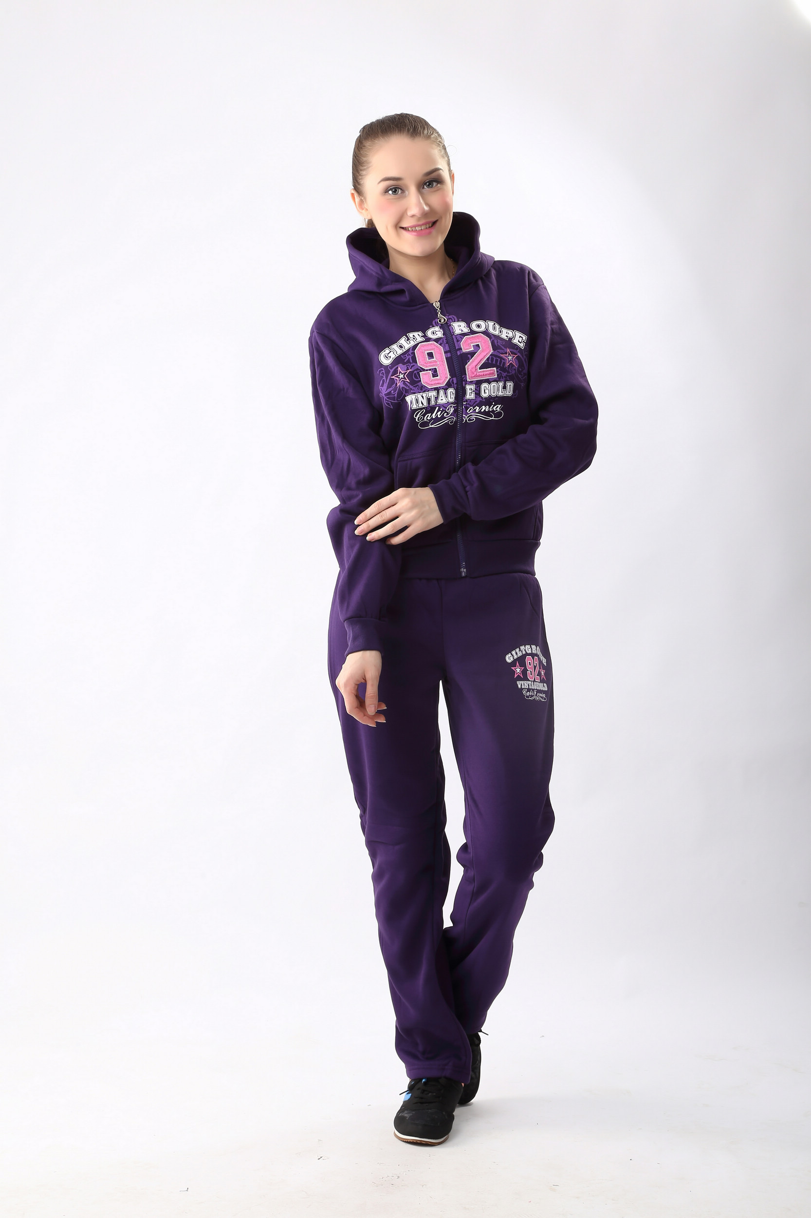 JINJIANG DADI GARMENT CO., LTD – Leather garments for women 4