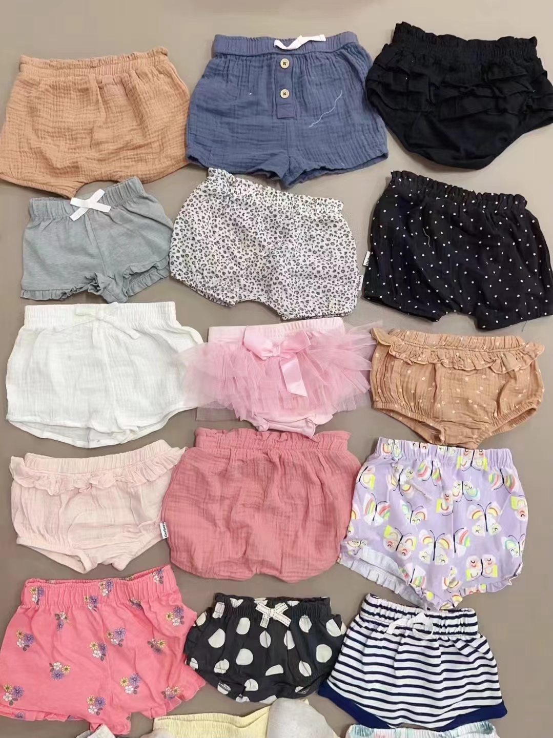 D & M INTERNATIONAL CO., LTD – Other cloths for infants and young children 3