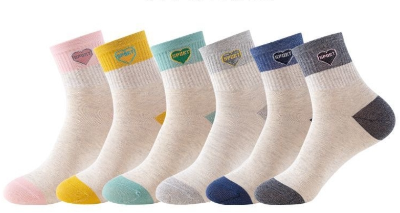 Minimalist style women's socks