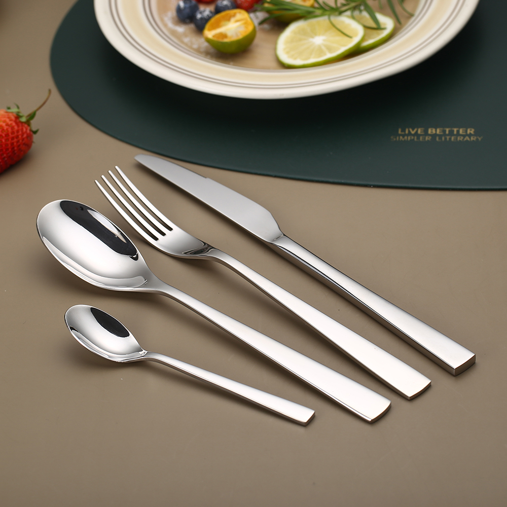 Stainless steel cutlery set