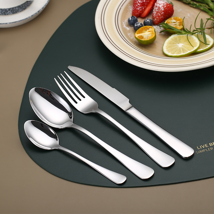 Stainless steel cutlery set