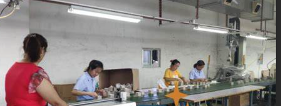 Horgos Longyi Hua Trading Co., Ltd. – hilo de poliéster 2