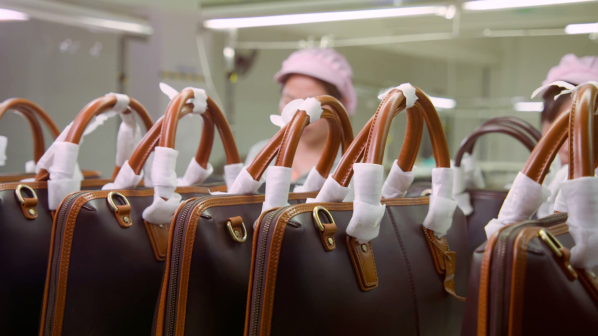 Guangzhou Huashi Leather Goods Co., Ltd. – evening bag 2