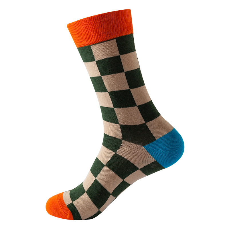 Checkered pattern fashionable and trendy socks
