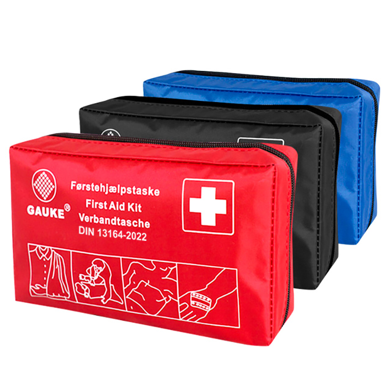 Vehicle first aid kit