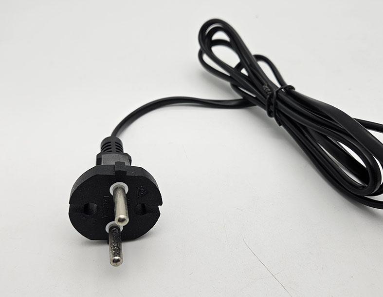 Power cord and plug