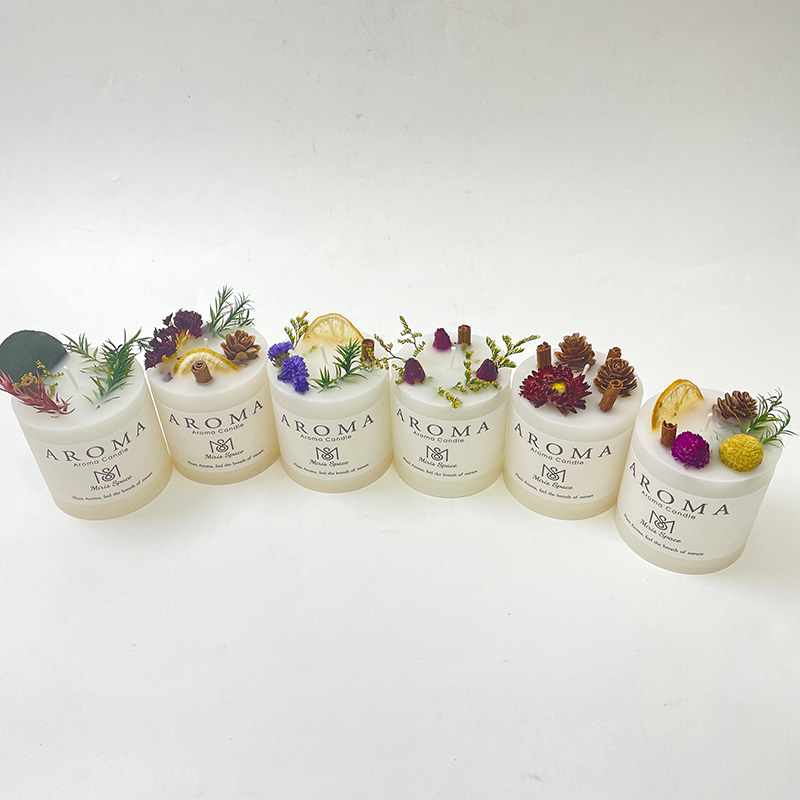 Custom Handmade Romantic Aromatherapy Dried Flower Gift Set Scented Wax Soy White Pillar Candle