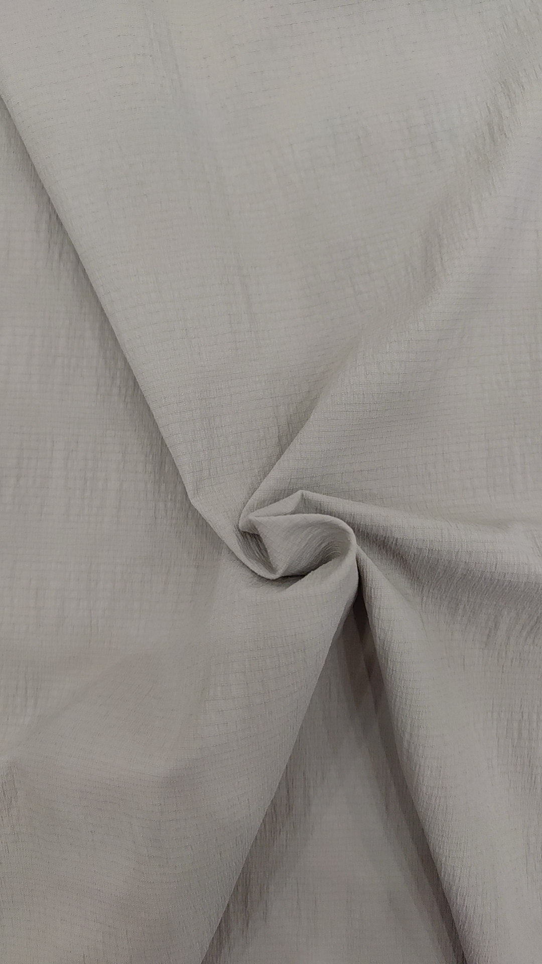 stretchy nylon pattern with chaotic grid