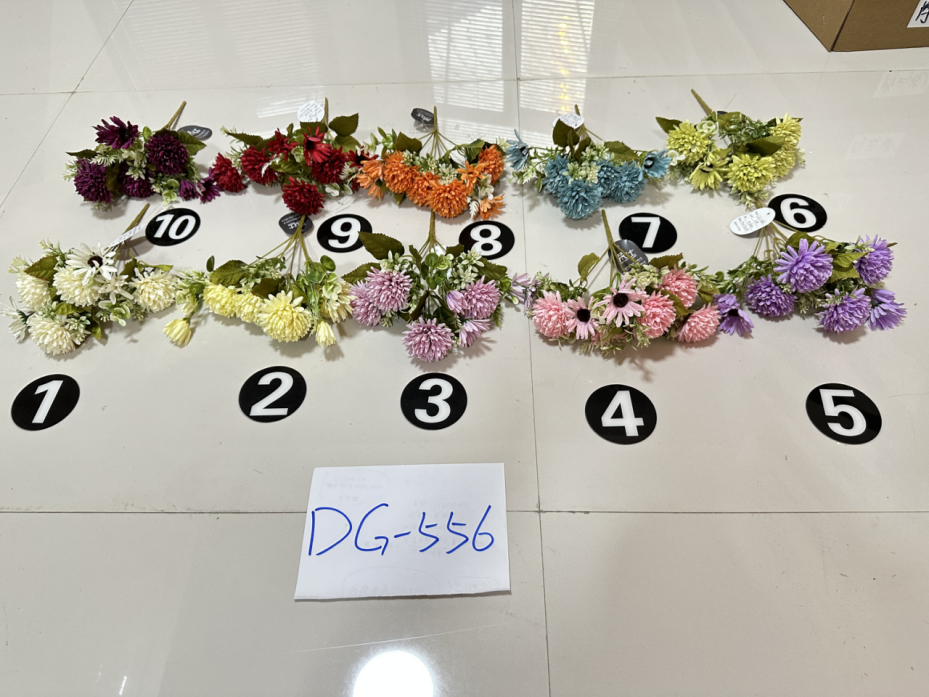 K AND J FUTURE CO.LTD – Bouquet holder 4